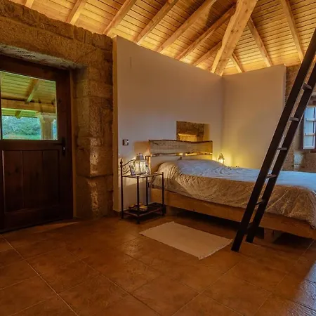 Homestay Con Bano Individual En Casa De Campo. Piscina. *